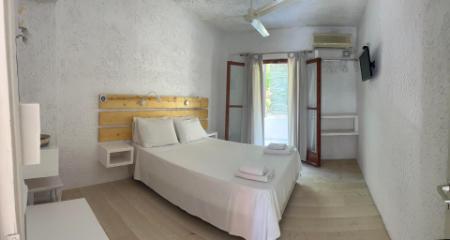 Relaxing Corfu stay in nature close to Gouvia Marina