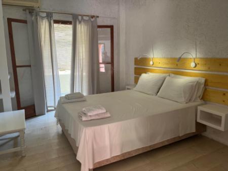 Relaxing Corfu stay in nature close to Gouvia Marina
