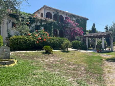 Relaxing Corfu stay in nature close to Gouvia Marina