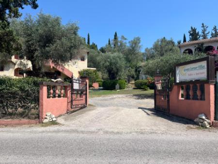 Relaxing Corfu stay in nature close to Gouvia Marina