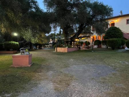Relaxing Corfu stay in nature close to Gouvia Marina