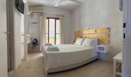 Relaxing Corfu stay in nature close to Gouvia Marina