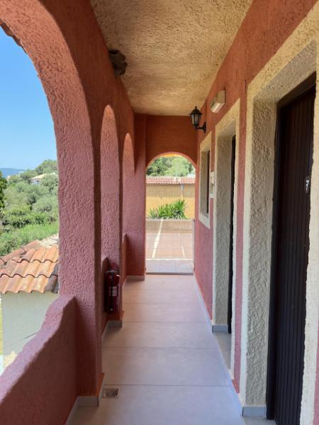 Relaxing Corfu stay in nature close to Gouvia Marina