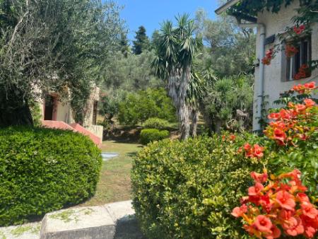 Relaxing Corfu stay in nature close to Gouvia Marina